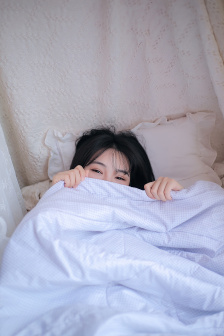 把她日出水了好紧太爽了(胡徽东)